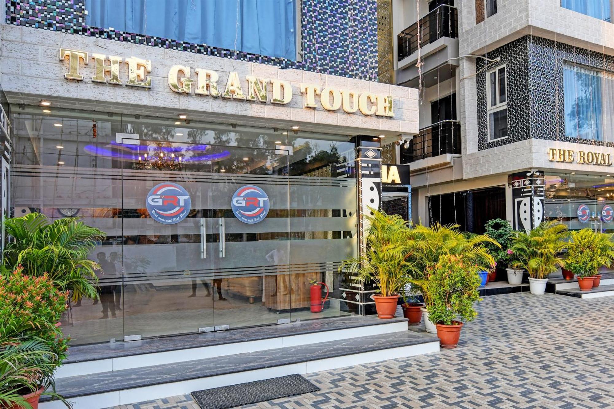 Townhouse The Grand Touch & The Royal Touch Hotel Digha  Buitenkant foto