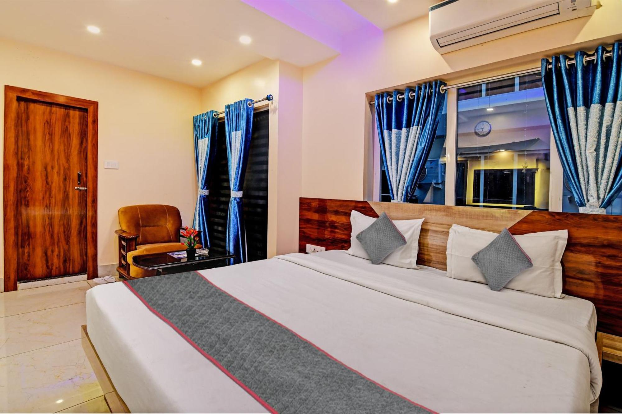Townhouse The Grand Touch & The Royal Touch Hotel Digha  Buitenkant foto